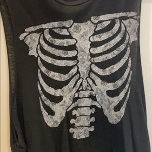 COPY - Sleeveless Skull shirt